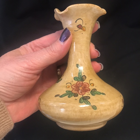 Vintage Italian Handmade/Handpainted Signed Vase - Picture 6 of 11